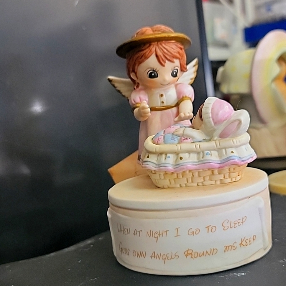 Jody Bergsma Music box